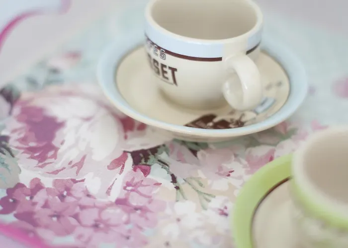 Flora 3* كاتوليكا