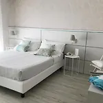 Hotel Flora 3*