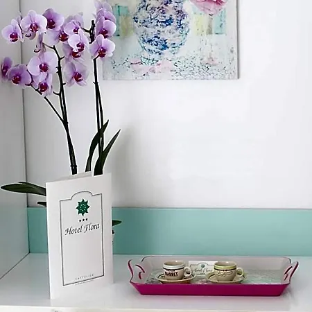 Hotel Flora
