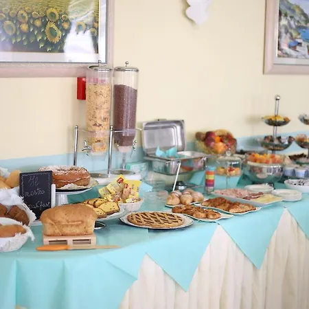 Hotell Flora Cattolica