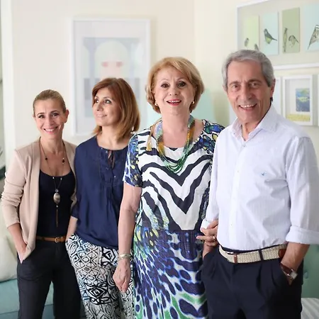 Flora Отель Каттолика