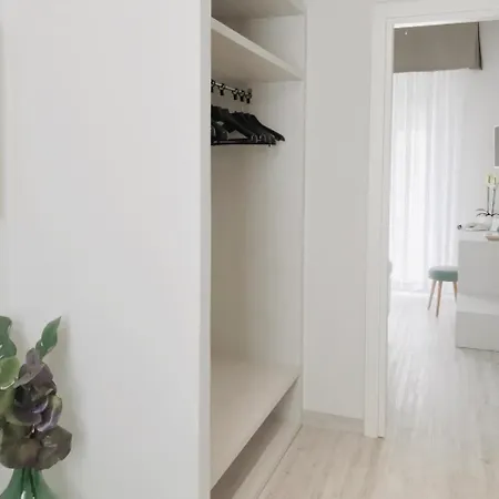 Flora Szálloda Cattolica