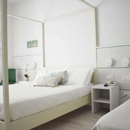 Flora Hotel Cattolica