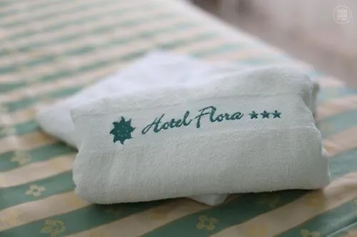Otel Flora 3*