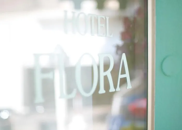 Flora Otel 3*