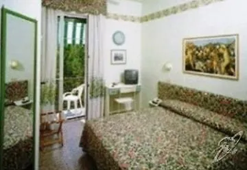 Flora Otel Cattolica